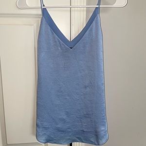 Looser fit, adjustable straps